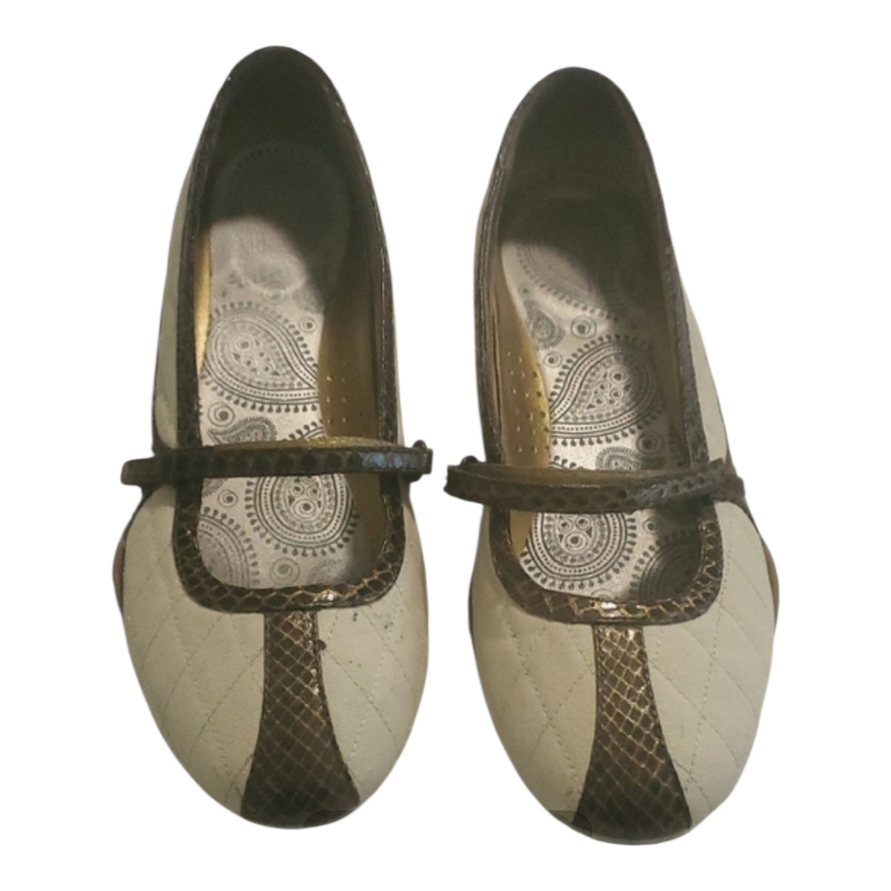 Nike Air X Cole Haan Chic Cream and Brown Women's Loafers